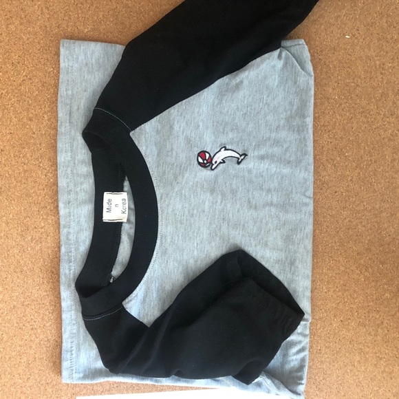 GRAY - Picture 2 of 3